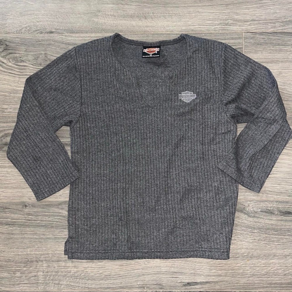 Harley Davidson gray ribbed knit shirt. Made in the USA. 3/4 sleeve